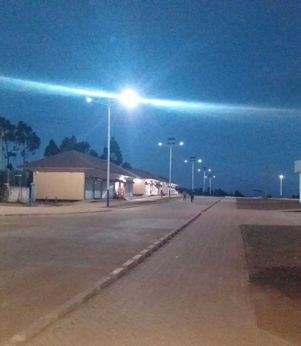 霍邱县非洲科特迪瓦太阳能路灯工程